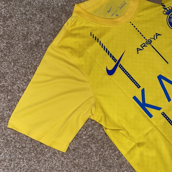 Nike Al Nasir Cristiano Ronaldo 2023/2024 Men’s Home Fan Soccer Jersey🆕 - Picture 4 of 7